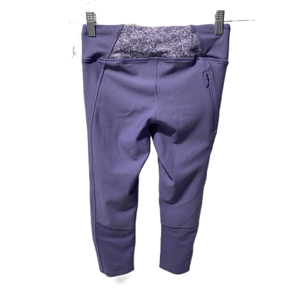 NWT Under Armour Heat Gear Compression Capri Leggings Lavender Small - Picture 2 of 10